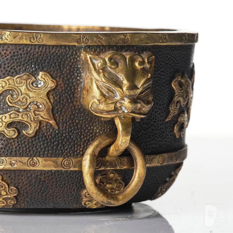 A bronze censer, - 图10